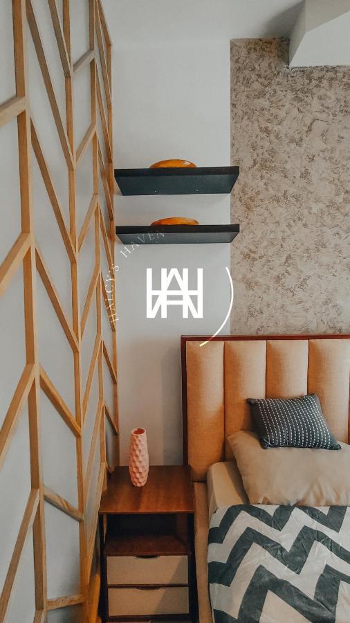 Halcy'S Haven, Studio Condo At The Heart Of Davao City Esterno foto